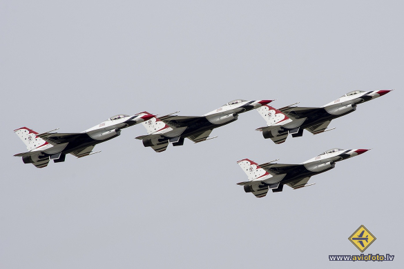 Lockheed Martin F-16CM Fighting Falcon